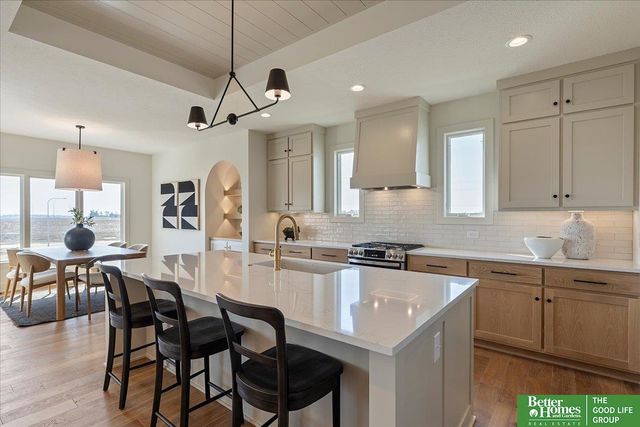 10815 S 219 Street, Gretna, NE 68028