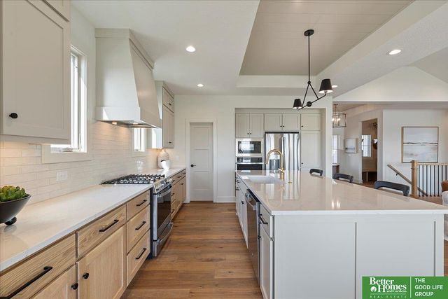 10815 S 219 Street, Gretna, NE 68028