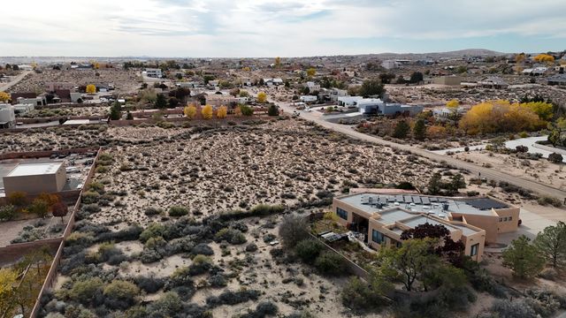 1580 Chihuahua Road NE, Rio Rancho, NM 87144
