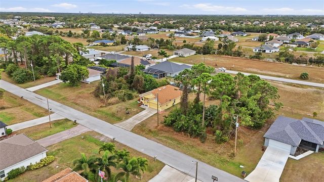 1006 NE 33RD STREET, Cape Coral, FL 33909