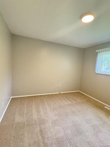 2651 Arrowhead Drive, Troy, MI 48083