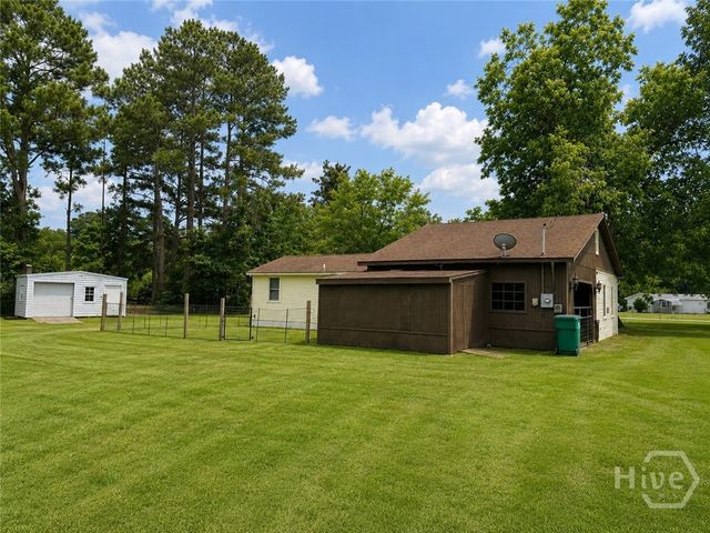 302 Chevis, Savannah, GA 31419