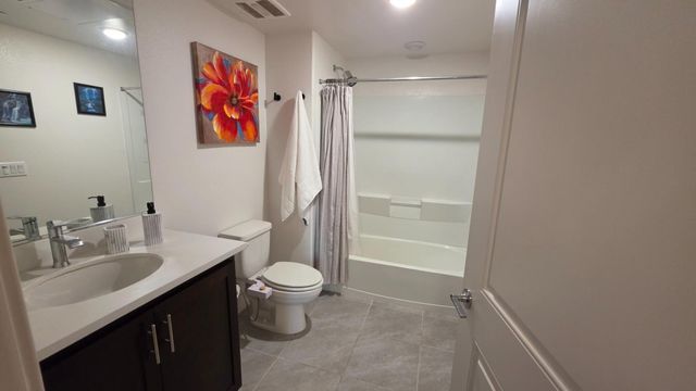 386 Rhythm Lane, Hayward, CA 94544