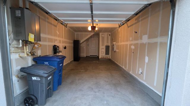 386 Rhythm Lane, Hayward, CA 94544
