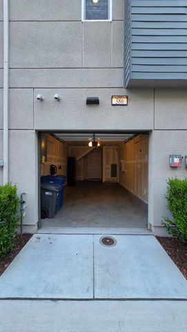 386 Rhythm Lane, Hayward, CA 94544