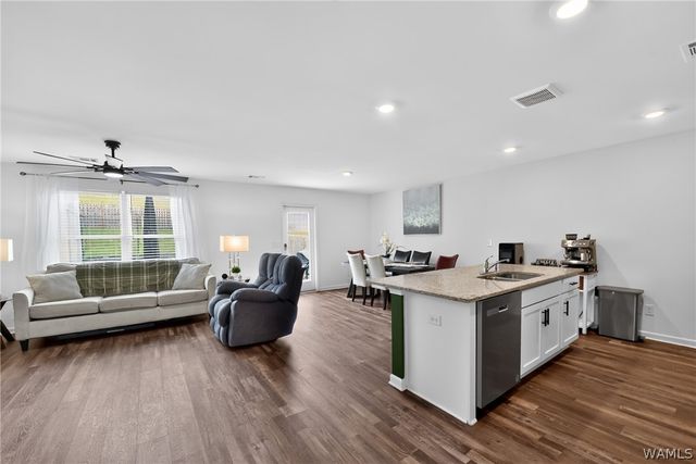 4501 Cottonwood, Northport, AL 35473