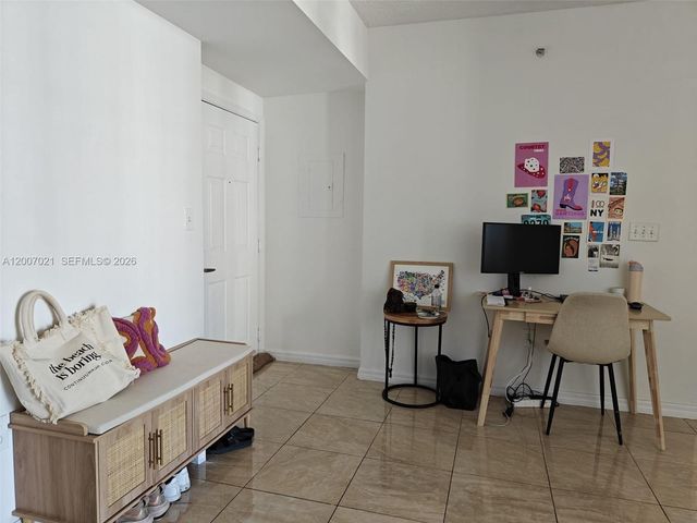 275 NE 18th St 1801, Miami, FL 33132