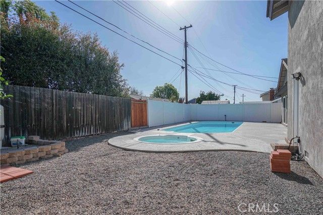 4662 Santa Fe, Yorba Linda, CA 92886