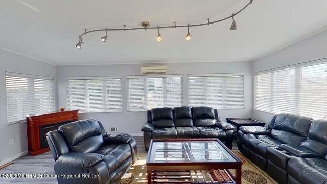 743 Shrewsbury Avenue, Long Branch, NJ 07740