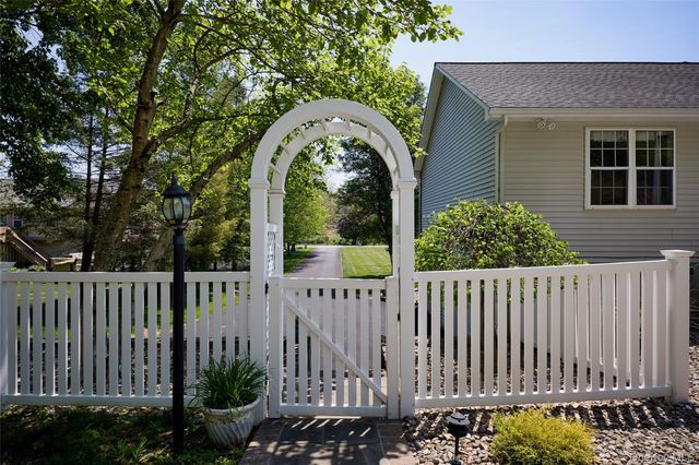 64 Secor Lane, Hopewell Junction, NY 12533