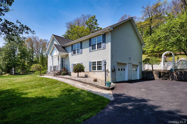 64 Secor Lane, Hopewell Junction, NY 12533