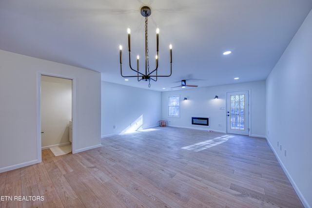 10470 Laura Lee Lane, Knoxville, TN 37922