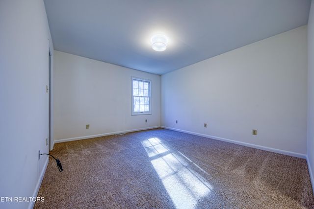 10470 Laura Lee Lane, Knoxville, TN 37922