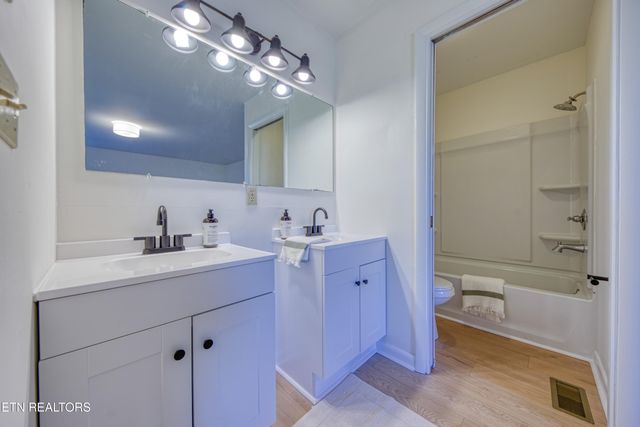 10470 Laura Lee Lane, Knoxville, TN 37922