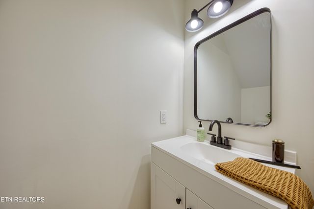 10470 Laura Lee Lane, Knoxville, TN 37922