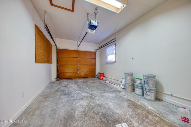 10470 Laura Lee Lane, Knoxville, TN 37922