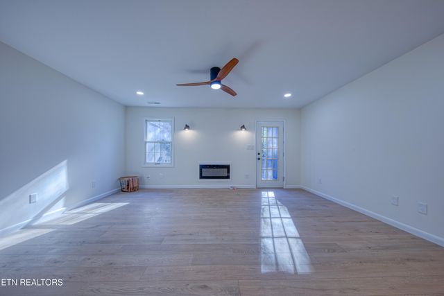 10470 Laura Lee Lane, Knoxville, TN 37922