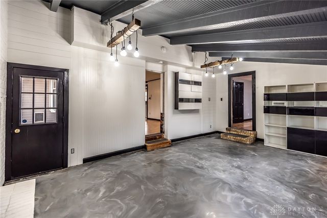 5654 Wilmington Road, Washington Twp, OH 45054