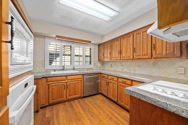 4605 Brentgate Court, Arlington, TX 76017