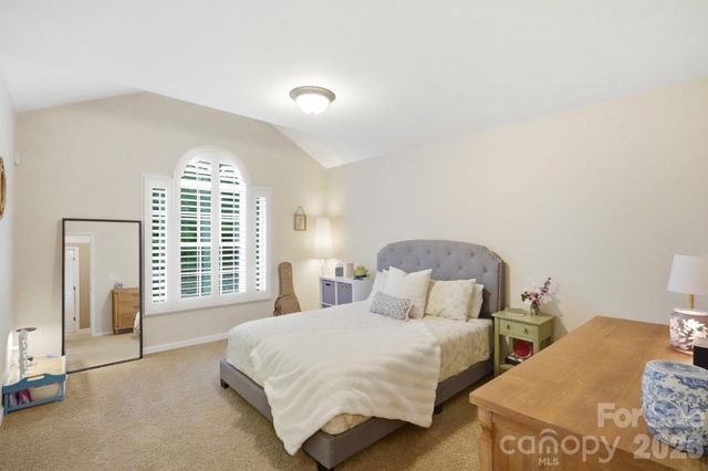 5630 Turkey Oak Drive, Charlotte, NC 28227