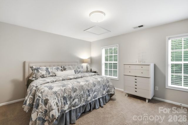 5630 Turkey Oak Drive, Charlotte, NC 28227