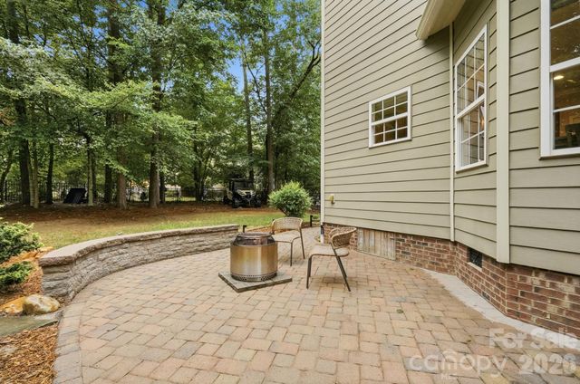 5630 Turkey Oak Drive, Charlotte, NC 28227