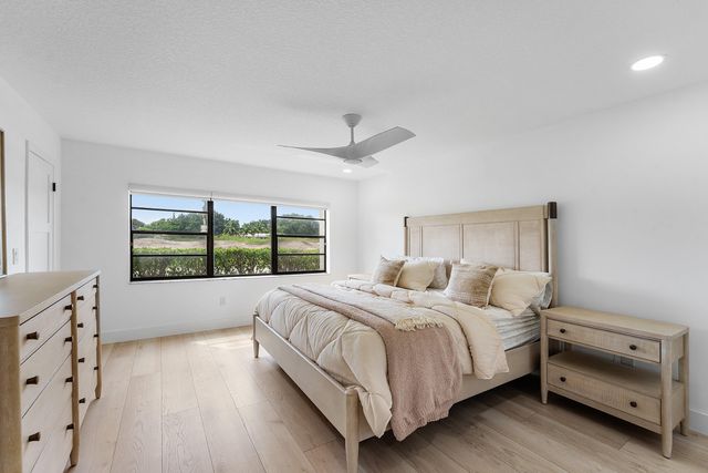 11 SOUTHPORT Lane E, Boynton Beach, FL 33436