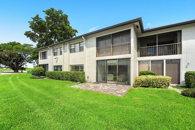 11 SOUTHPORT Lane E, Boynton Beach, FL 33436