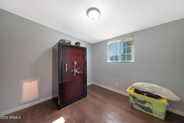 2517 E HIGHLAND Street, Mesa, AZ 85213