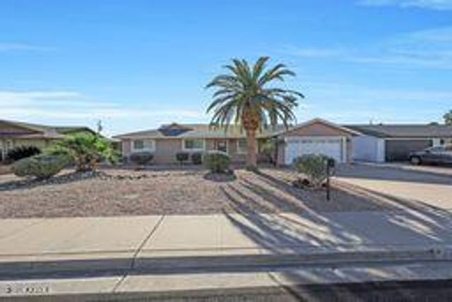 2517 E HIGHLAND Street, Mesa, AZ 85213