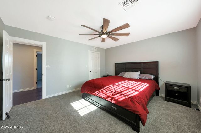 2517 E HIGHLAND Street, Mesa, AZ 85213