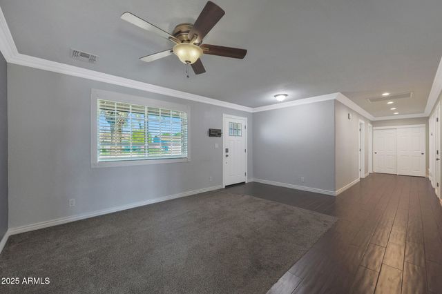 2517 E HIGHLAND Street, Mesa, AZ 85213