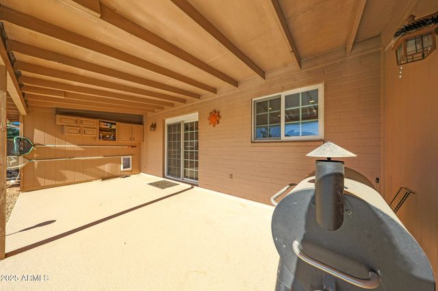 2517 E HIGHLAND Street, Mesa, AZ 85213