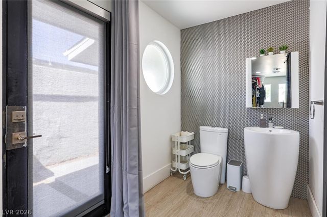1408 South 6th Street, Las Vegas, NV 89104