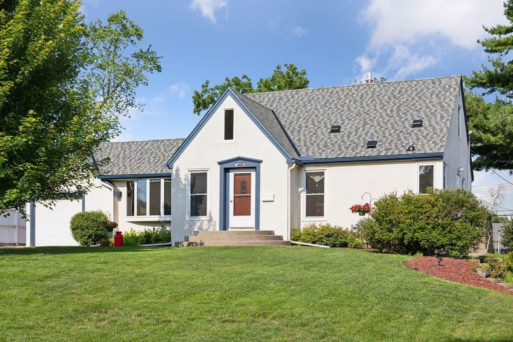 3525 Orchard Avenue N, Crystal, MN 55422