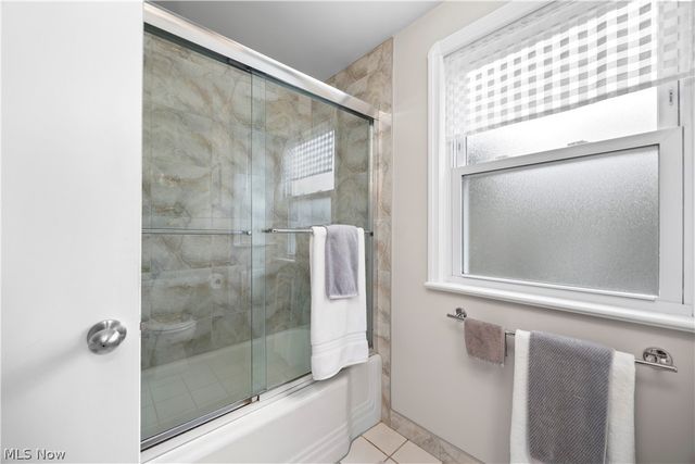 3640 W 210th Street, Fairview Park, OH 44126