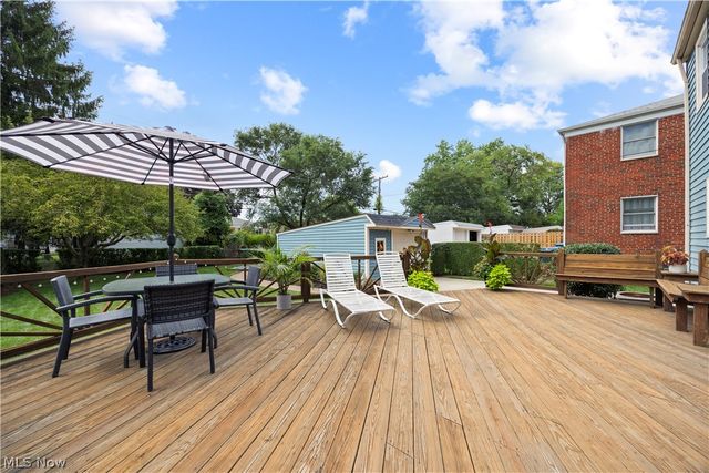 3640 W 210th Street, Fairview Park, OH 44126