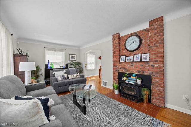 3640 W 210th Street, Fairview Park, OH 44126