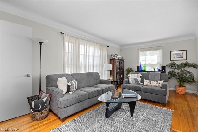 3640 W 210th Street, Fairview Park, OH 44126