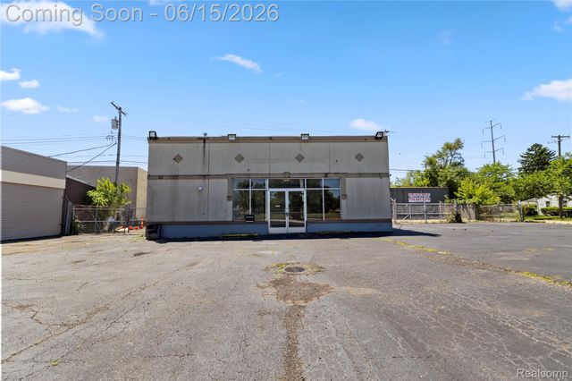 31827 Michigan Avenue, Wayne, MI 48184