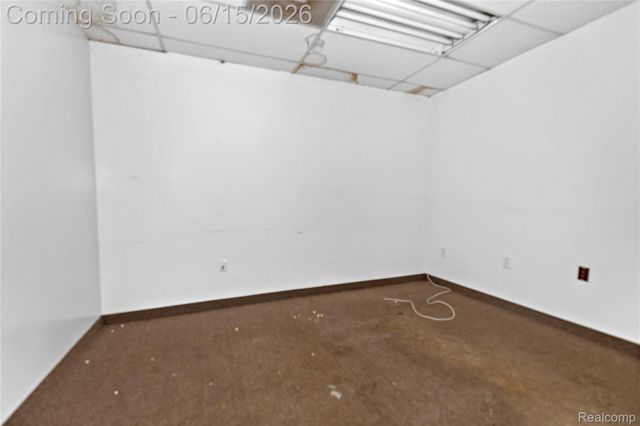 31827 Michigan Avenue, Wayne, MI 48184