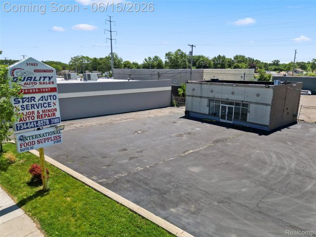 31827 Michigan Avenue, Wayne, MI 48184