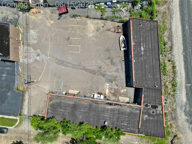 31827 Michigan Avenue, Wayne, MI 48184
