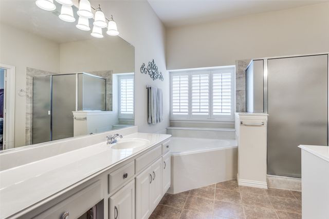 4312 Old Grove Drive, Mansfield, TX 76063