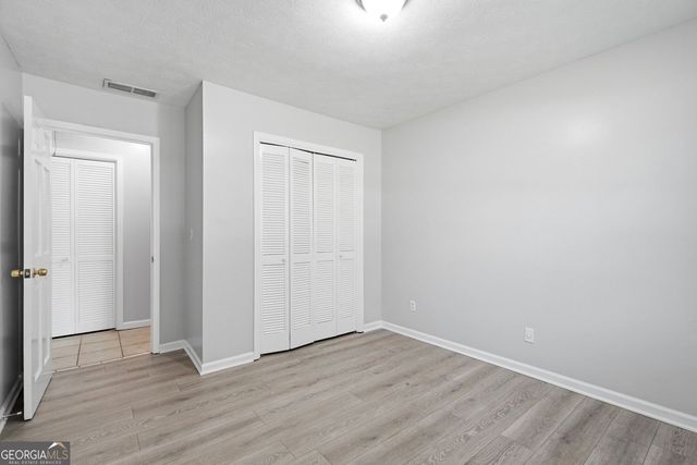2124 Golfview Drive SE, Conyers, GA 30013