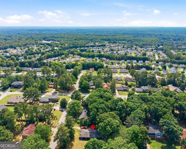 2124 Golfview Drive SE, Conyers, GA 30013