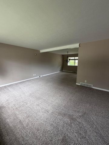 1452 Ironwood Drive, Columbus, OH 43229