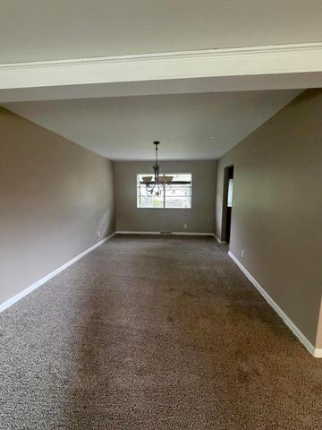 1452 Ironwood Drive, Columbus, OH 43229