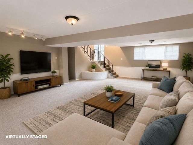 1452 Ironwood Drive, Columbus, OH 43229