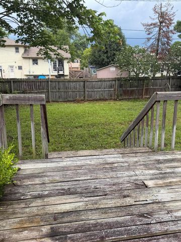 1452 Ironwood Drive, Columbus, OH 43229